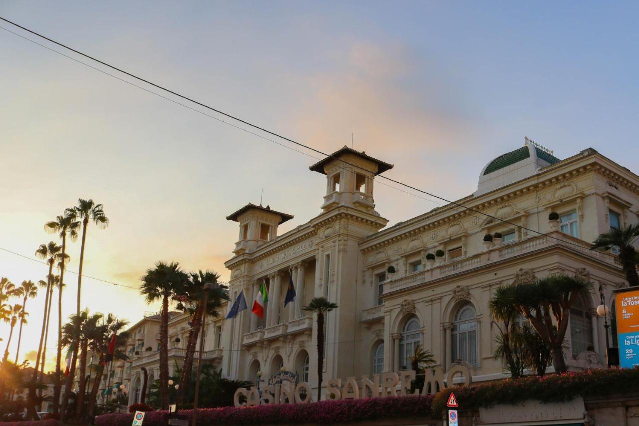 H11 Luxury Sanremo Centro - Elegante - Casino Apartment ภายนอก รูปภาพ