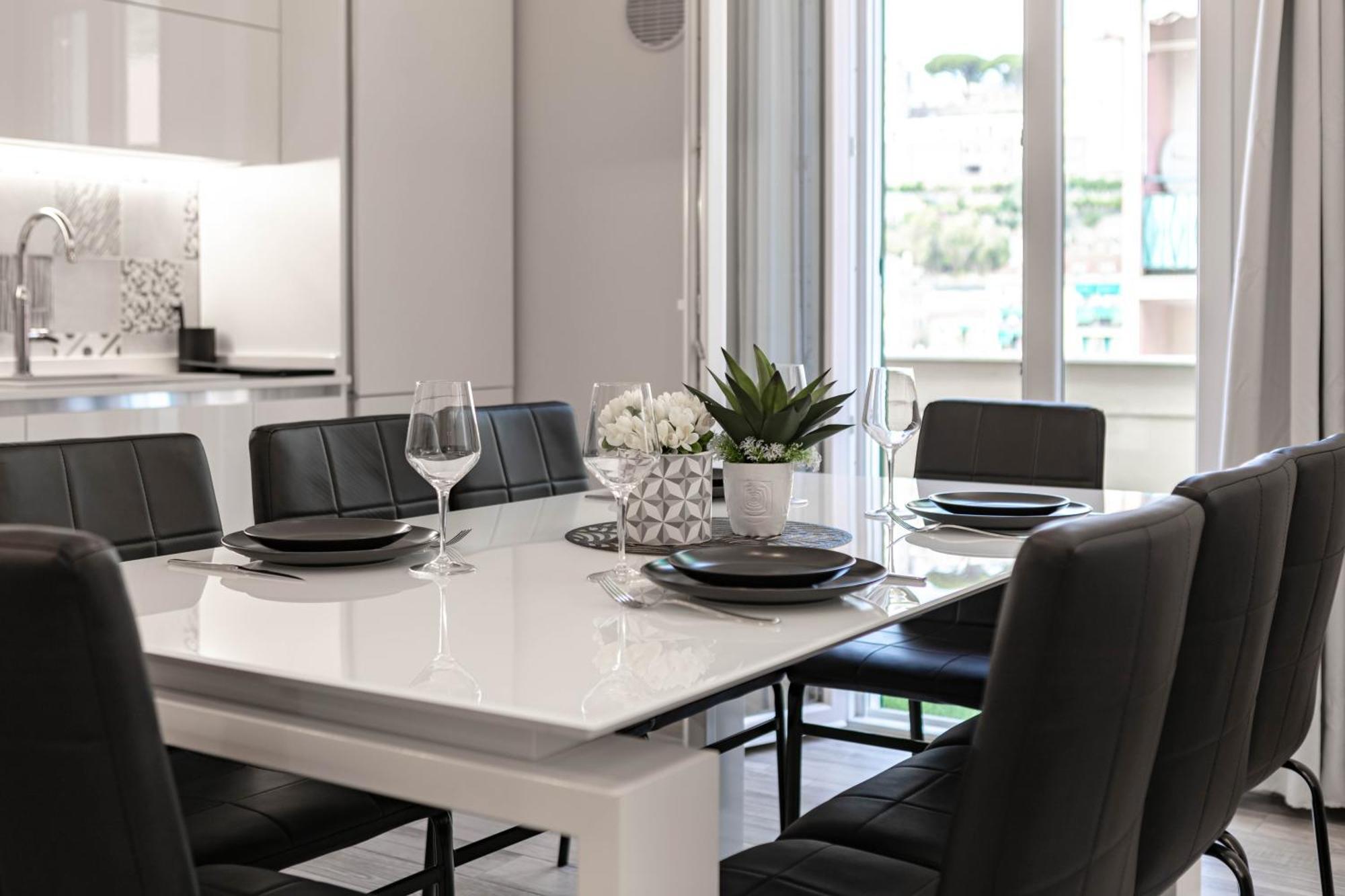 H11 Luxury Sanremo Centro - Elegante - Casino Apartment ภายนอก รูปภาพ