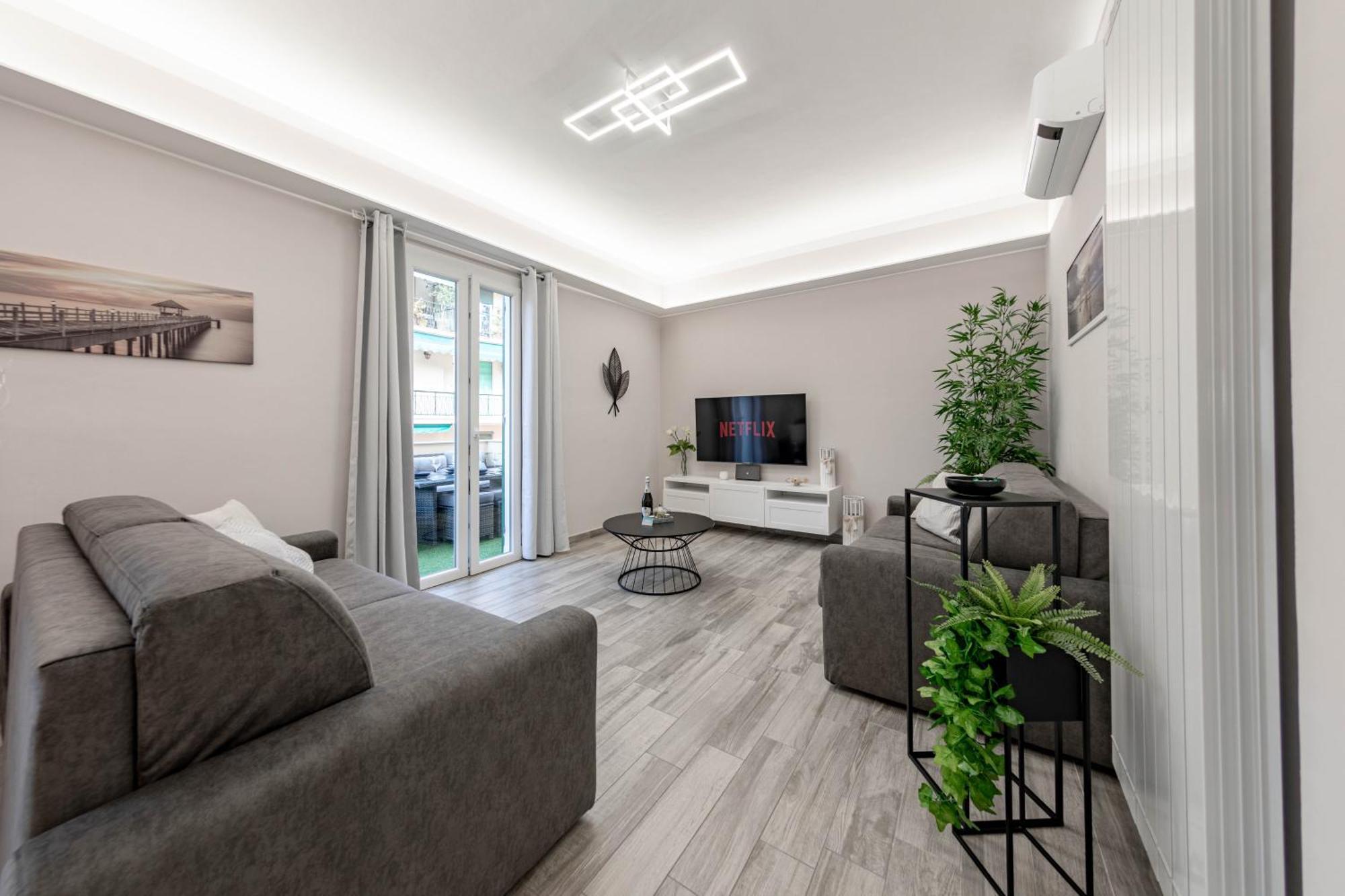 H11 Luxury Sanremo Centro - Elegante - Casino Apartment ภายนอก รูปภาพ
